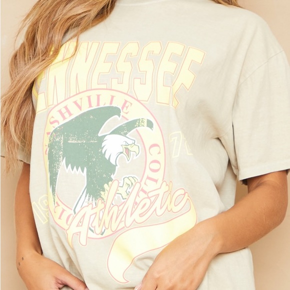PrettyLittle Thing Cream Tennessee Washed Print Oversized T Shirt, Size XS, NWT - Picture 3 of 8